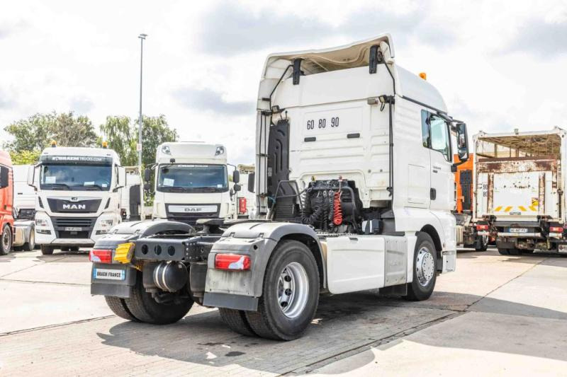 MAN TGX 18.440 XLX+INTARDER - Cabeza tractora: foto 5 MAN TGX 18.440 XLX+INTARDER - Cabeza tractora: foto 5