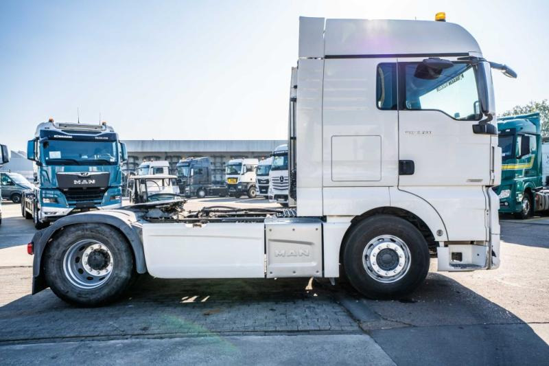 MAN TGX 18.500 XLX BLS+INTARDER+KIPHYDR. - Cabeza tractora: foto 3 MAN TGX 18.500 XLX BLS+INTARDER+KIPHYDR. - Cabeza tractora: foto 3