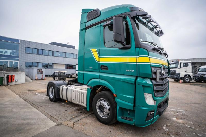Mercedes ACTROS 1845 LS - Cabeza tractora: foto 2 Mercedes ACTROS 1845 LS - Cabeza tractora: foto 2