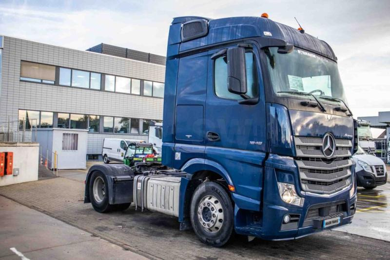 Mercedes ACTROS 1848 LS+E6+HYDR. - Cabeza tractora: foto 2 Mercedes ACTROS 1848 LS+E6+HYDR. - Cabeza tractora: foto 2