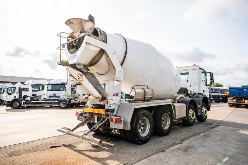 Mercedes AROCS 3240 BB+STETTER 9m3 - Camión hormigonera: foto 4 Mercedes AROCS 3240 BB+STETTER 9m3 - Camión hormigonera: foto 4