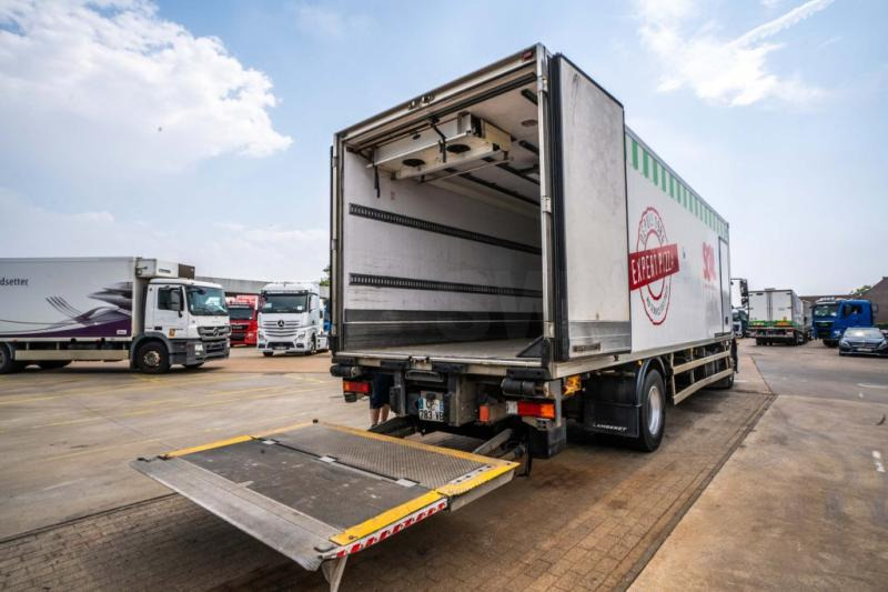Camión frigorífico Mercedes AXOR 1824 +CARRIER SUPRA 950 Mt + HAYON: foto 9