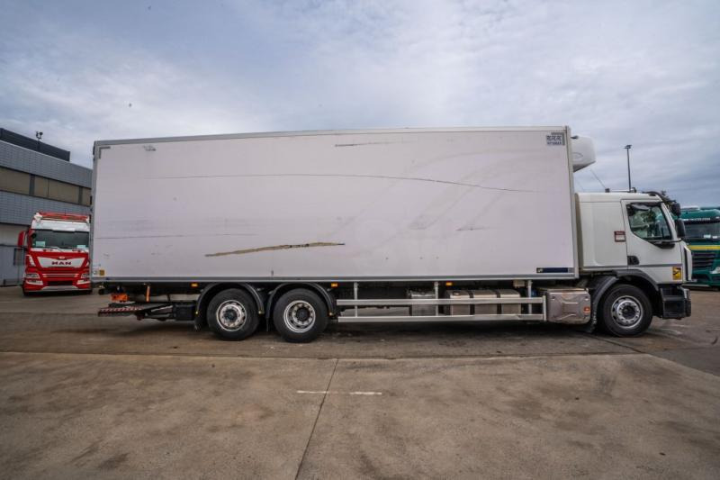 Renault D WIDE 380 DXI +CARRIER 1250 MT+DHOLLANDIA - Camión frigorífico: foto 3 Renault D WIDE 380 DXI +CARRIER 1250 MT+DHOLLANDIA - Camión frigorífico: foto 3