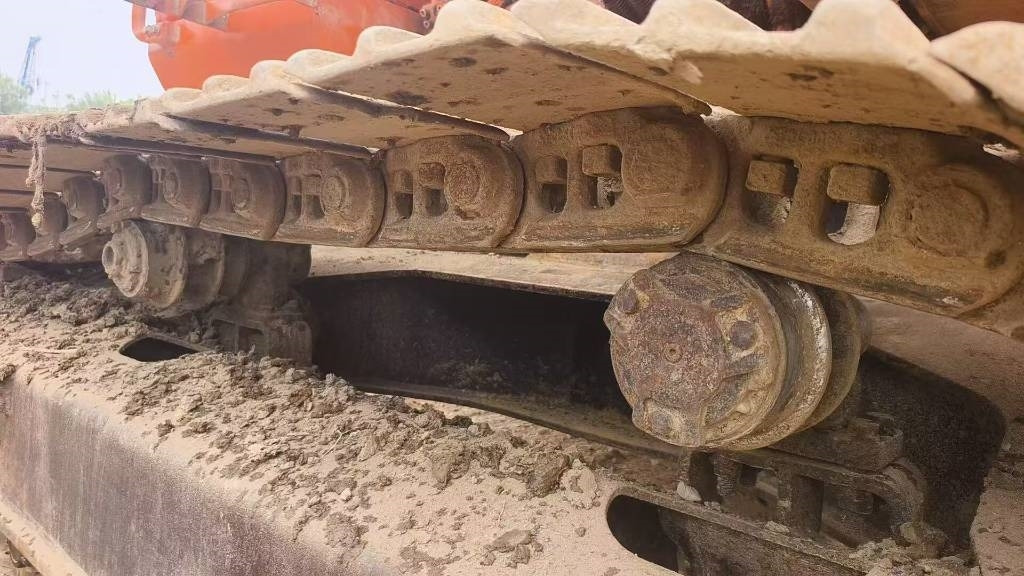 Doosan DH 225 LC-7 - Excavadora de cadenas: foto 2 Doosan DH 225 LC-7 - Excavadora de cadenas: foto 2