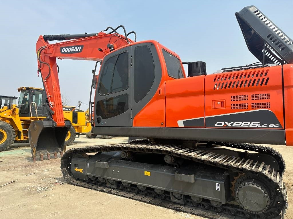 Doosan DX 225 LC - Excavadora de cadenas: foto 2 Doosan DX 225 LC - Excavadora de cadenas: foto 2