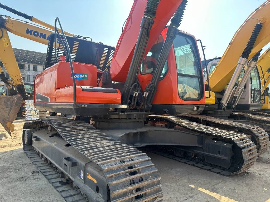 Doosan DX 300 - Excavadora de cadenas: foto 2 Doosan DX 300 - Excavadora de cadenas: foto 2