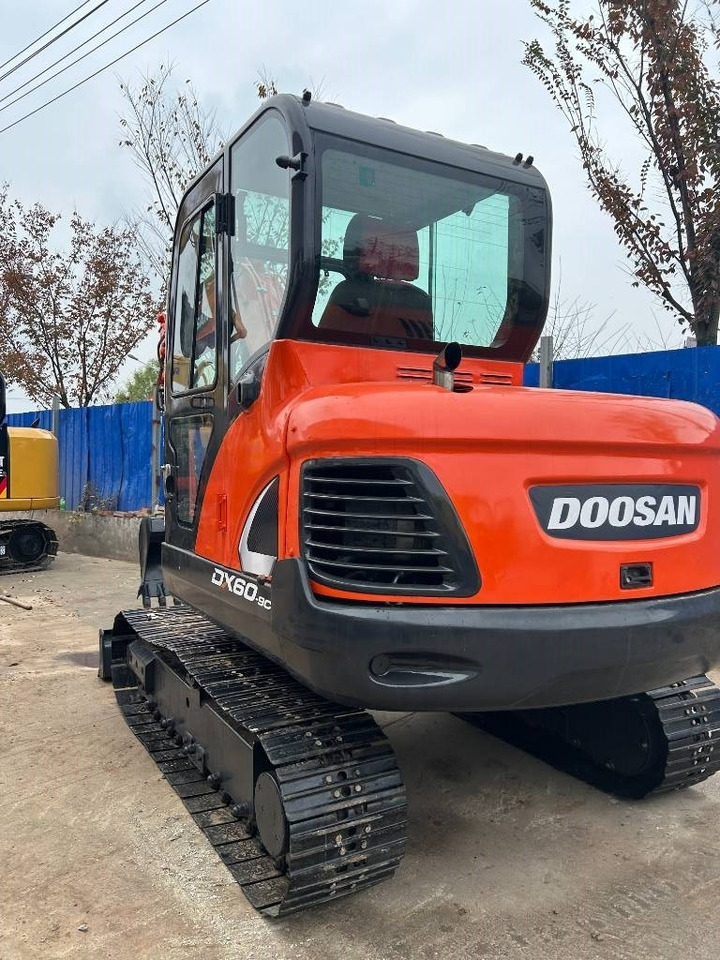 Doosan DX 60 - Miniexcavadora: foto 3 Doosan DX 60 - Miniexcavadora: foto 3