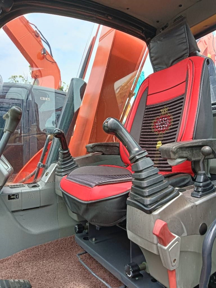 Doosan DX 75 - Excavadora de cadenas: foto 3 Doosan DX 75 - Excavadora de cadenas: foto 3