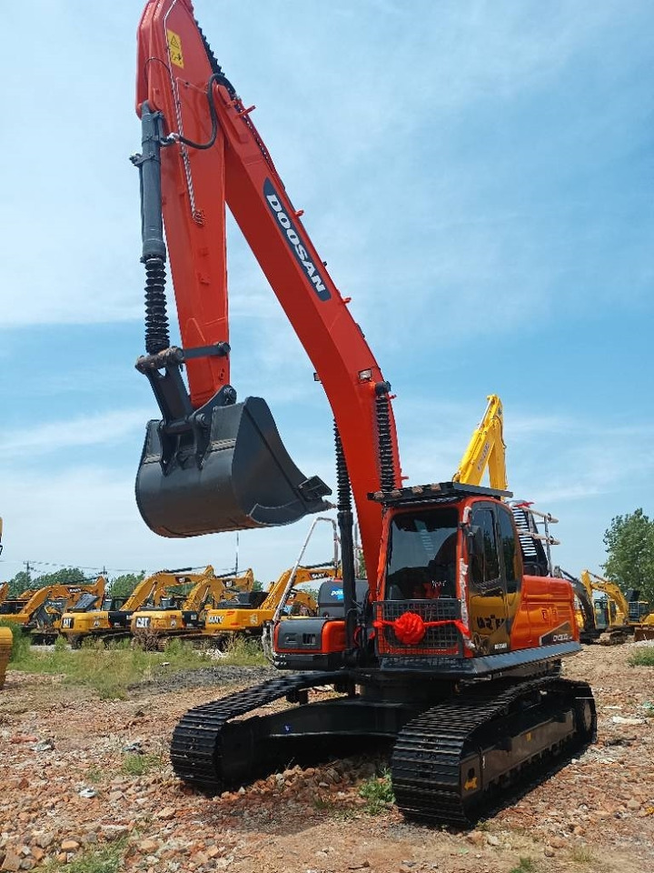 Doosan DX300LC - Excavadora de cadenas: foto 2 Doosan DX300LC - Excavadora de cadenas: foto 2