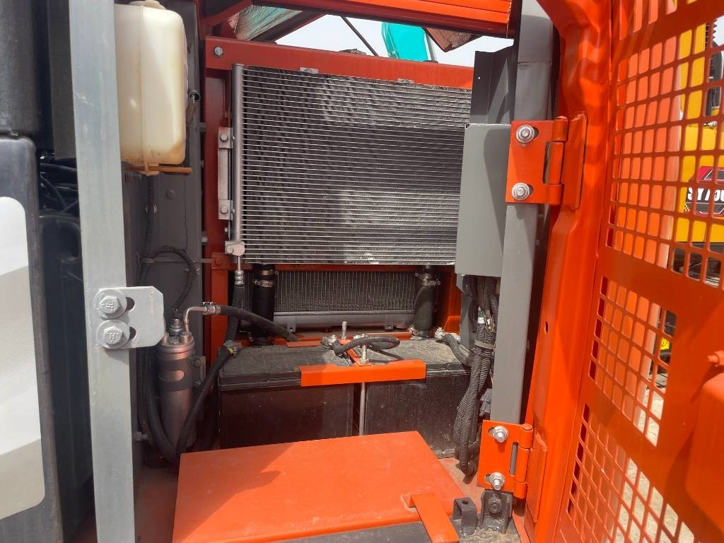 Hitachi ZX 70 - Miniexcavadora: foto 5 Hitachi ZX 70 - Miniexcavadora: foto 5
