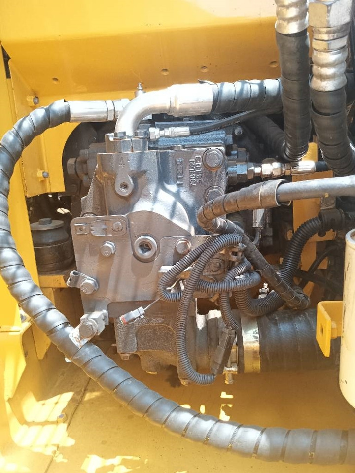 Komatsu PC 130 - Excavadora de cadenas: foto 2 Komatsu PC 130 - Excavadora de cadenas: foto 2