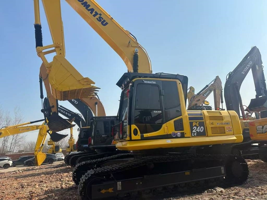 Komatsu PC 240 - Excavadora de cadenas: foto 2 Komatsu PC 240 - Excavadora de cadenas: foto 2
