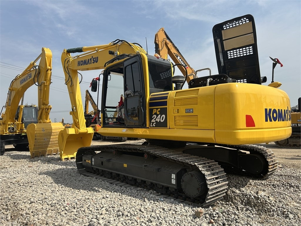 Komatsu PC 240 - Excavadora de cadenas: foto 1 Komatsu PC 240 - Excavadora de cadenas: foto 1
