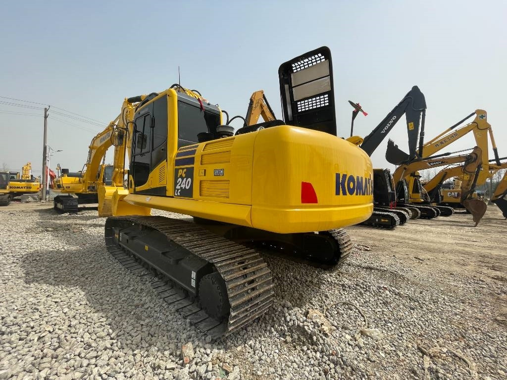 Komatsu PC 240 - Excavadora de cadenas: foto 2 Komatsu PC 240 - Excavadora de cadenas: foto 2