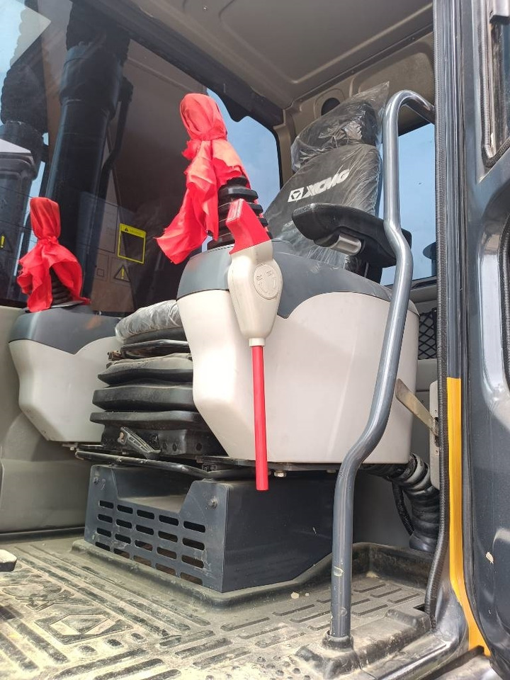 XCMG XE 215 DA - Excavadora de cadenas: foto 4 XCMG XE 215 DA - Excavadora de cadenas: foto 4