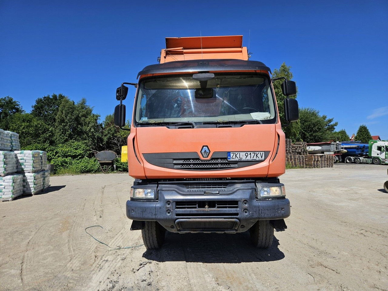 Renault Kerax 450 DXi - 6X6 - Full Spring - Mnual Gearbox - Camión volquete: foto 2 Renault Kerax 450 DXi - 6X6 - Full Spring - Mnual Gearbox - Camión volquete: foto 2