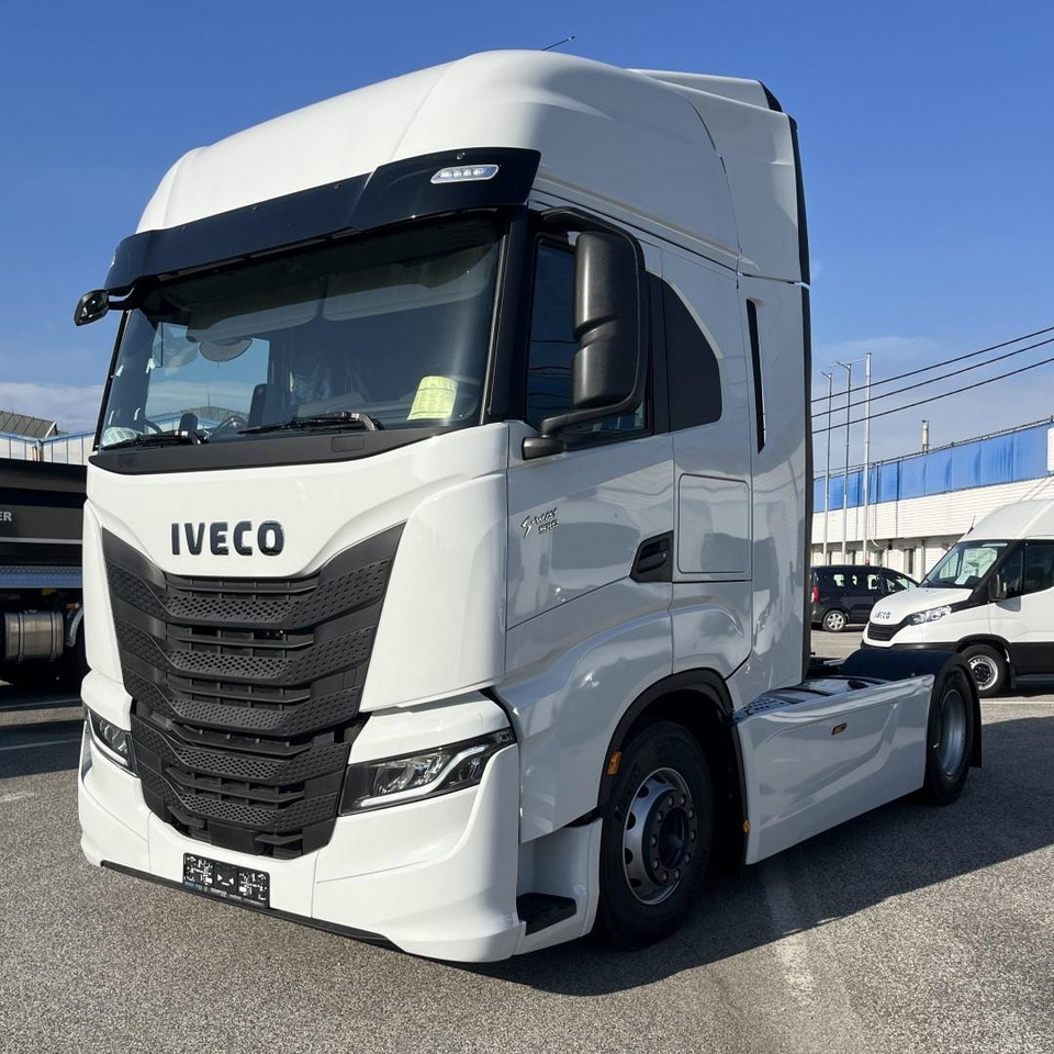 Iveco S-WAY, 530, AS440S53TP - Cabeza tractora: foto 1 Iveco S-WAY, 530, AS440S53TP - Cabeza tractora: foto 1