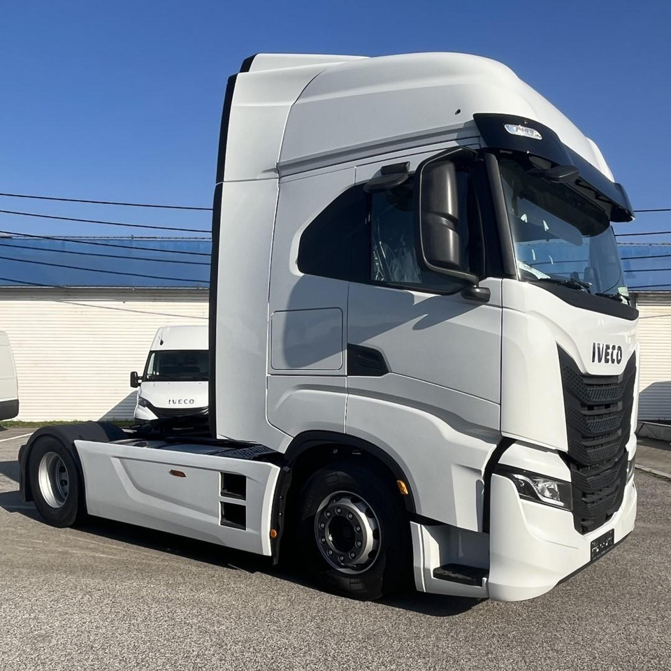 Iveco S-WAY, 530, AS440S53TP - Cabeza tractora: foto 3 Iveco S-WAY, 530, AS440S53TP - Cabeza tractora: foto 3
