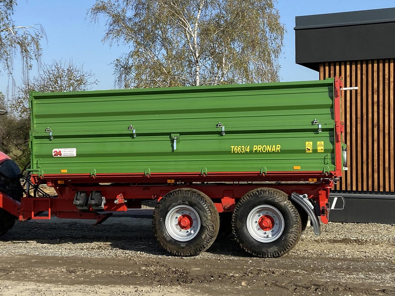 Remolque volquete agrícola Pronar T, Traktorový náves + šnek, 663/4: foto 7