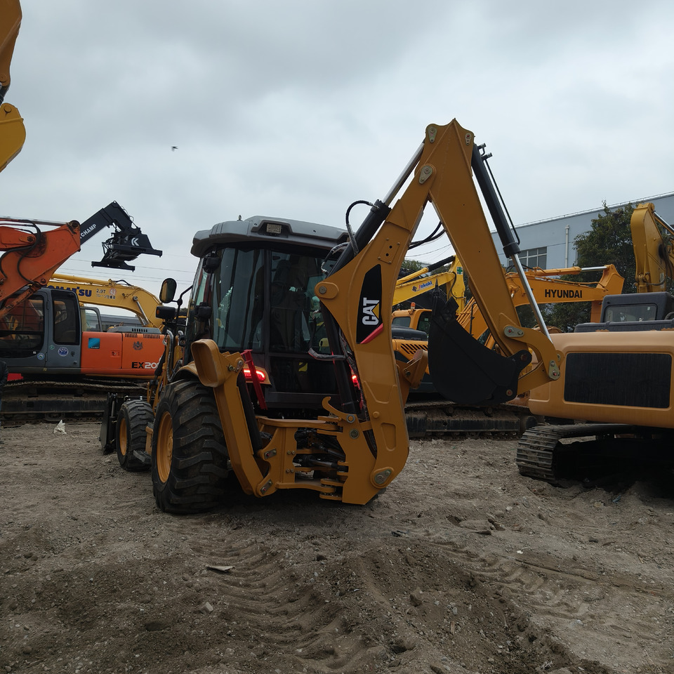 CATERPILLAR 420F - Retroexcavadora: foto 3 CATERPILLAR 420F - Retroexcavadora: foto 3