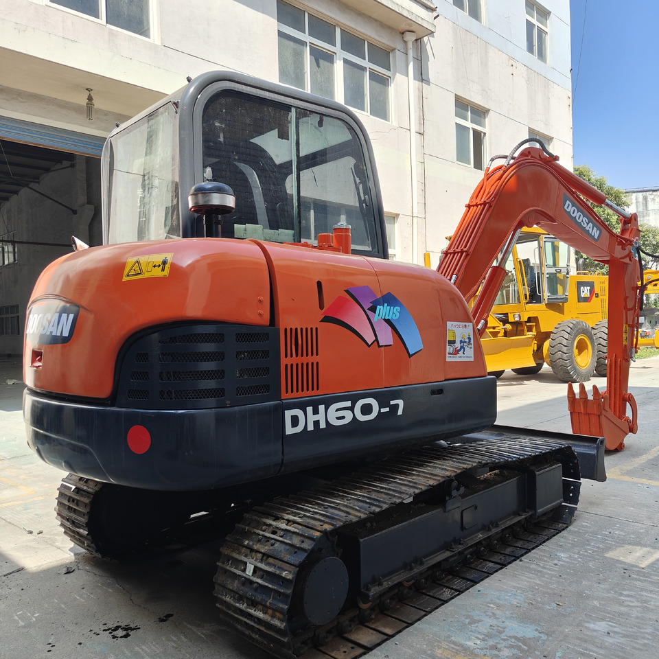 Doosan DH60 - Miniexcavadora: foto 2 Doosan DH60 - Miniexcavadora: foto 2