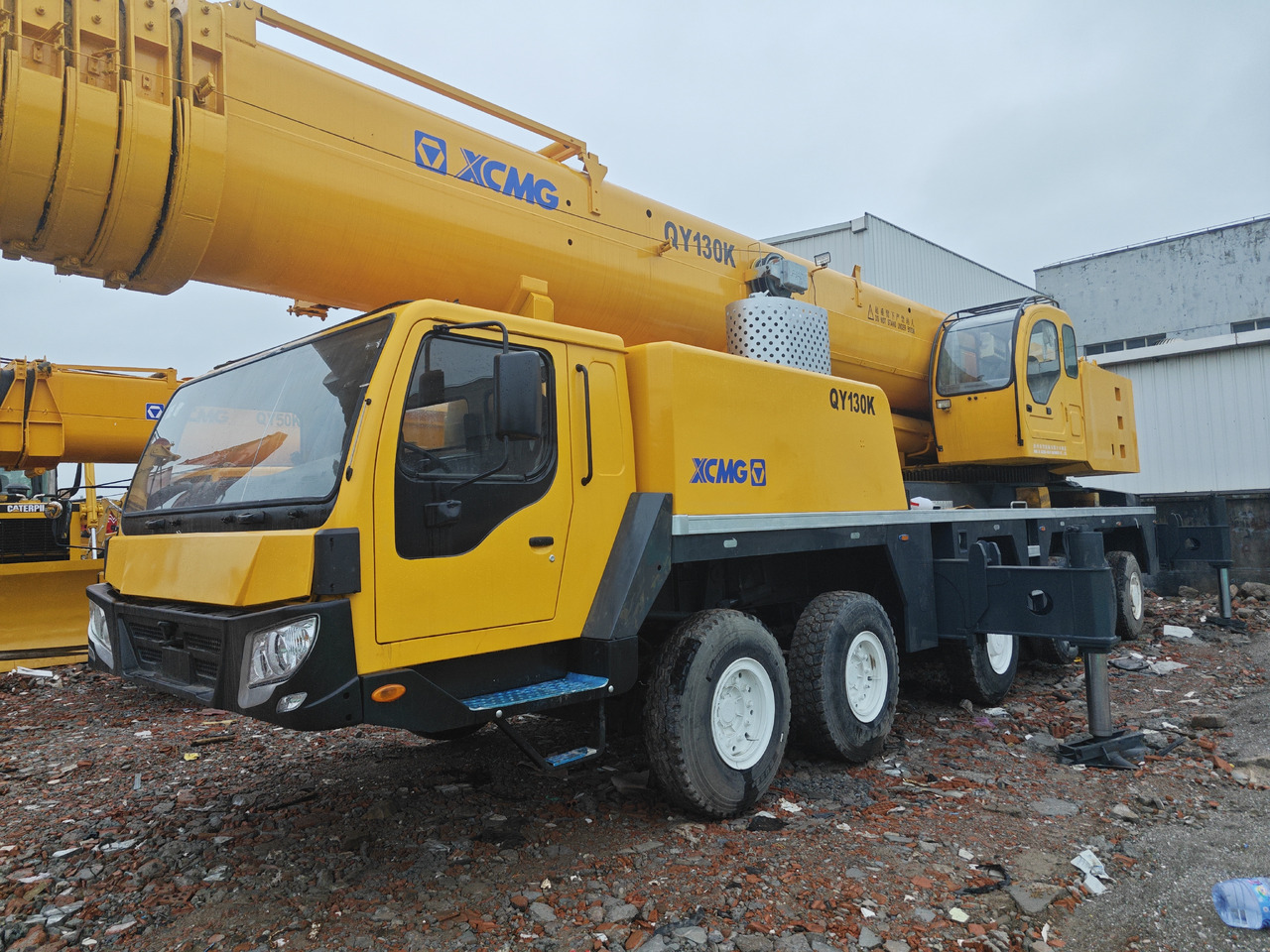 XCMG QY130K QY130K-II used crane 130t - Autogrúa: foto 1 XCMG QY130K QY130K-II used crane 130t - Autogrúa: foto 1