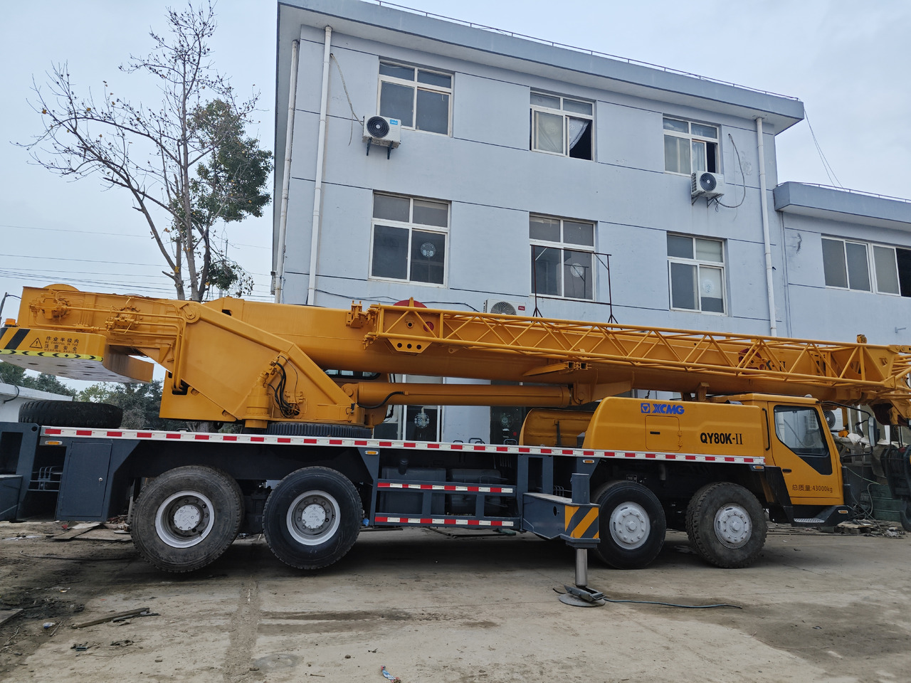 XCMG QY80K 80T TRUCK CRANE - Autogrúa: foto 2 XCMG QY80K 80T TRUCK CRANE - Autogrúa: foto 2