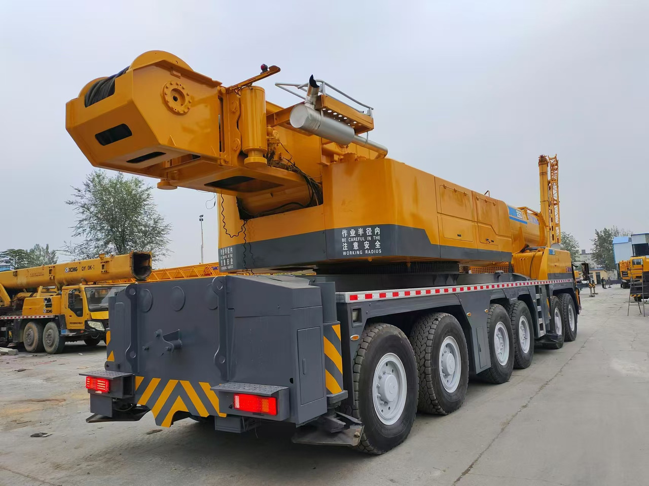 XCMG XCA260 260TON TRUCK CRANE - Autogrúa: foto 2 XCMG XCA260 260TON TRUCK CRANE - Autogrúa: foto 2