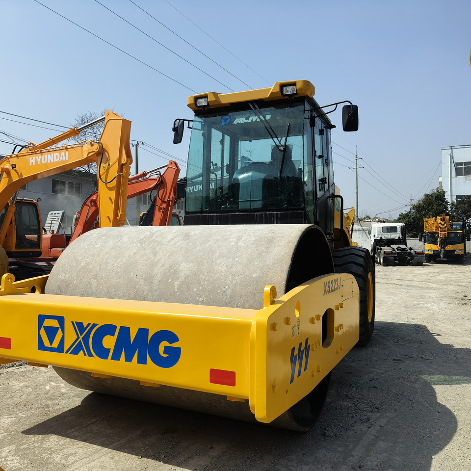 XCMG XS223J USED ROAD ROLLER - Compactador: foto 4 XCMG XS223J USED ROAD ROLLER - Compactador: foto 4