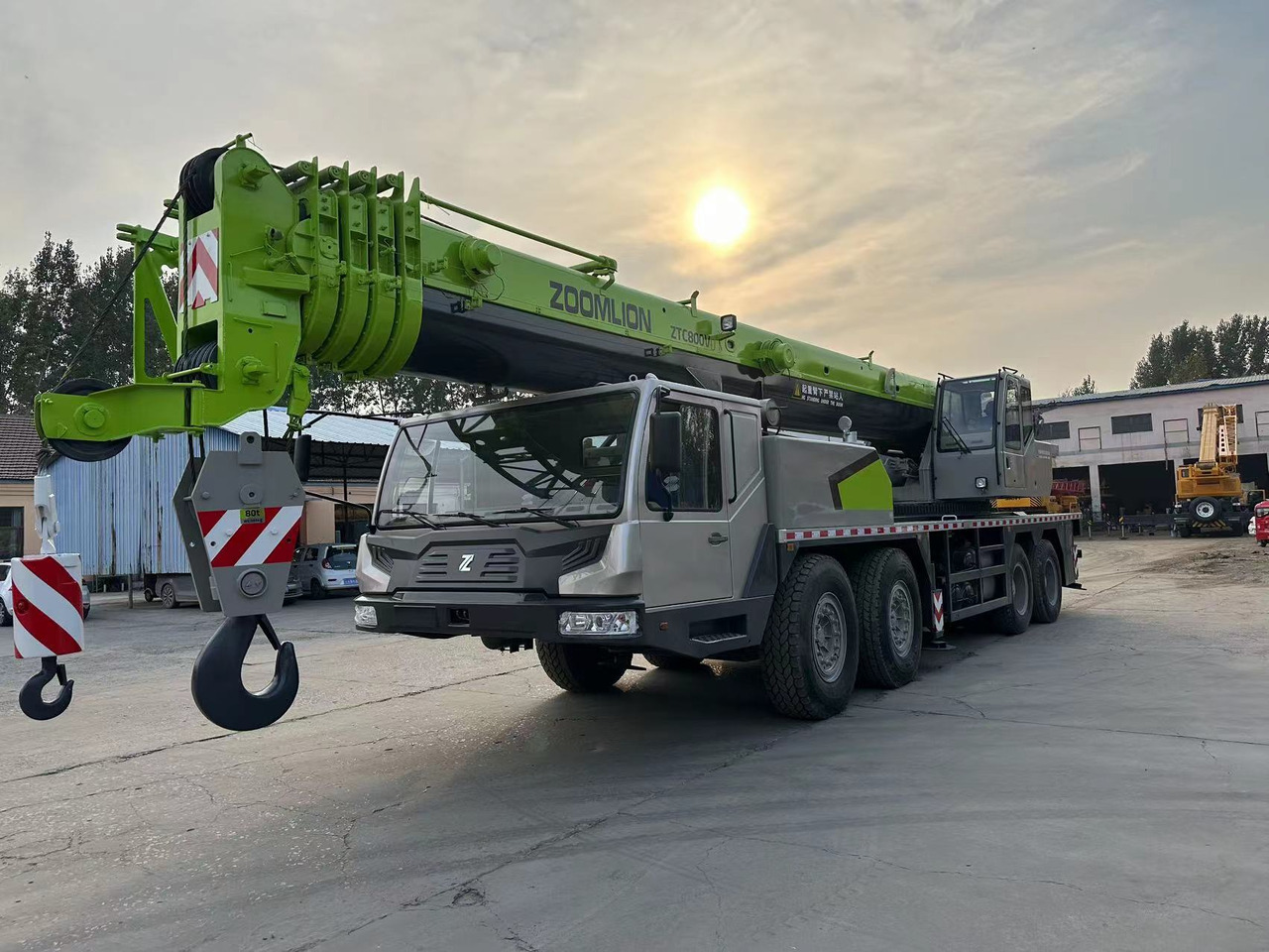 Zoomlion ZTC800V Used 80ton trcuk crane - Autogrúa: foto 4 Zoomlion ZTC800V Used 80ton trcuk crane - Autogrúa: foto 4