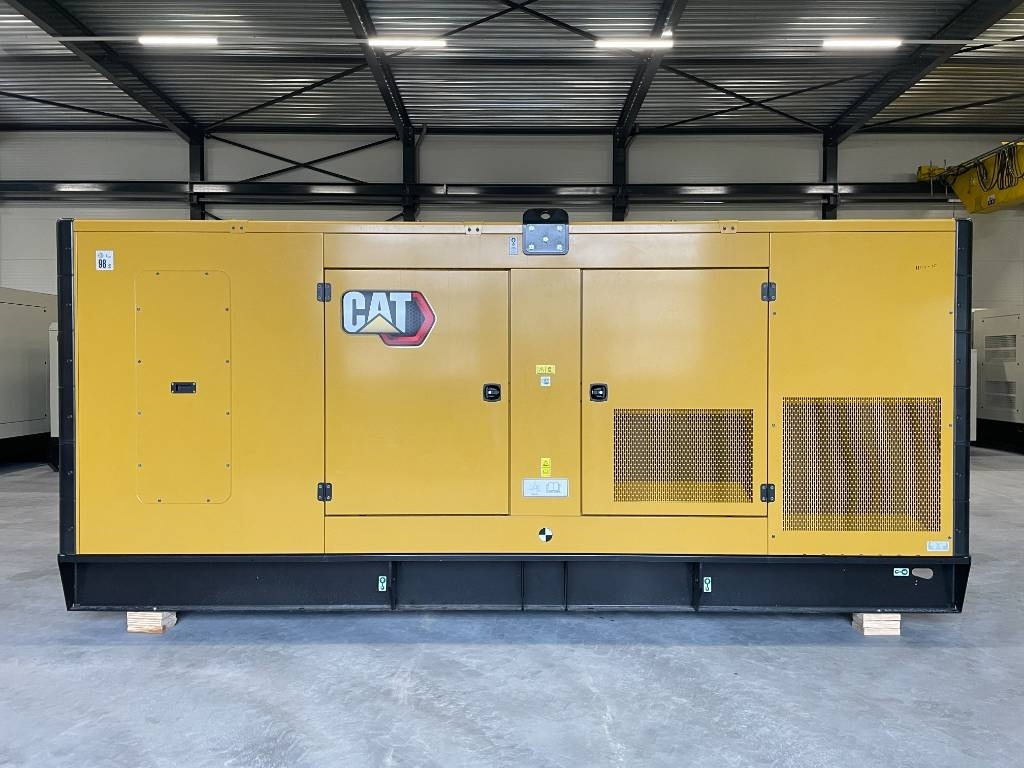 CAT DE550E0 - C15 - 550 kVA Generator - DPX-18027 - Generador industriale: foto 1 CAT DE550E0 - C15 - 550 kVA Generator - DPX-18027 - Generador industriale: foto 1
