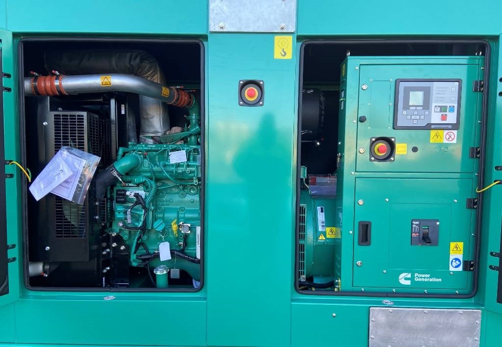 Cummins C220D5EQ - 220 kVA Generator - DPX-18512-Q - Generador industriale: foto 4 Cummins C220D5EQ - 220 kVA Generator - DPX-18512-Q - Generador industriale: foto 4