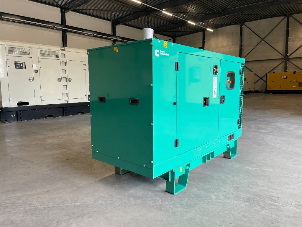 Cummins C33D5 - 33 kVA Generator - DPX-18503 - Generador industriale: foto 2 Cummins C33D5 - 33 kVA Generator - DPX-18503 - Generador industriale: foto 2