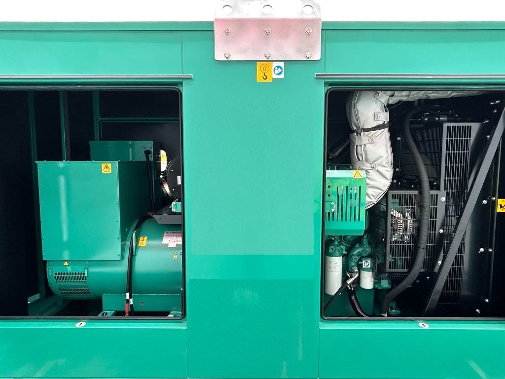 Cummins C550D5Q - 550 kVA Generator - DPX-18522-Q - Generador industriale: foto 4 Cummins C550D5Q - 550 kVA Generator - DPX-18522-Q - Generador industriale: foto 4