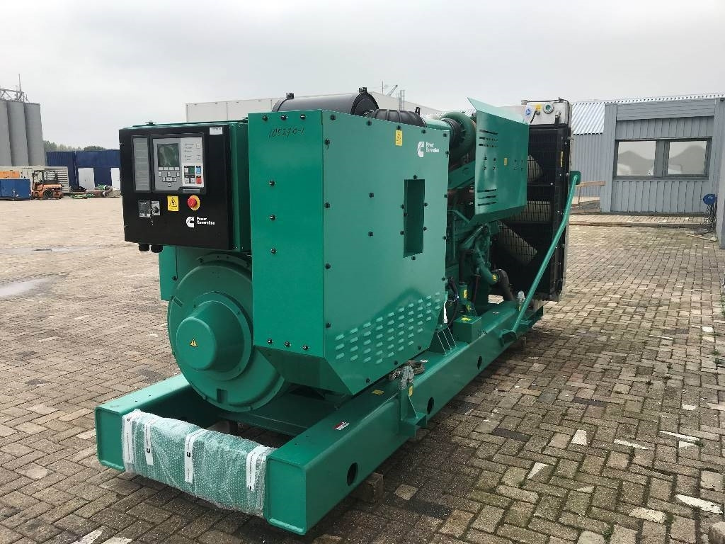 Cummins C900D5 - 900 kVA Open Genset - DPX-18527-O - Generador industriale: foto 3 Cummins C900D5 - 900 kVA Open Genset - DPX-18527-O - Generador industriale: foto 3