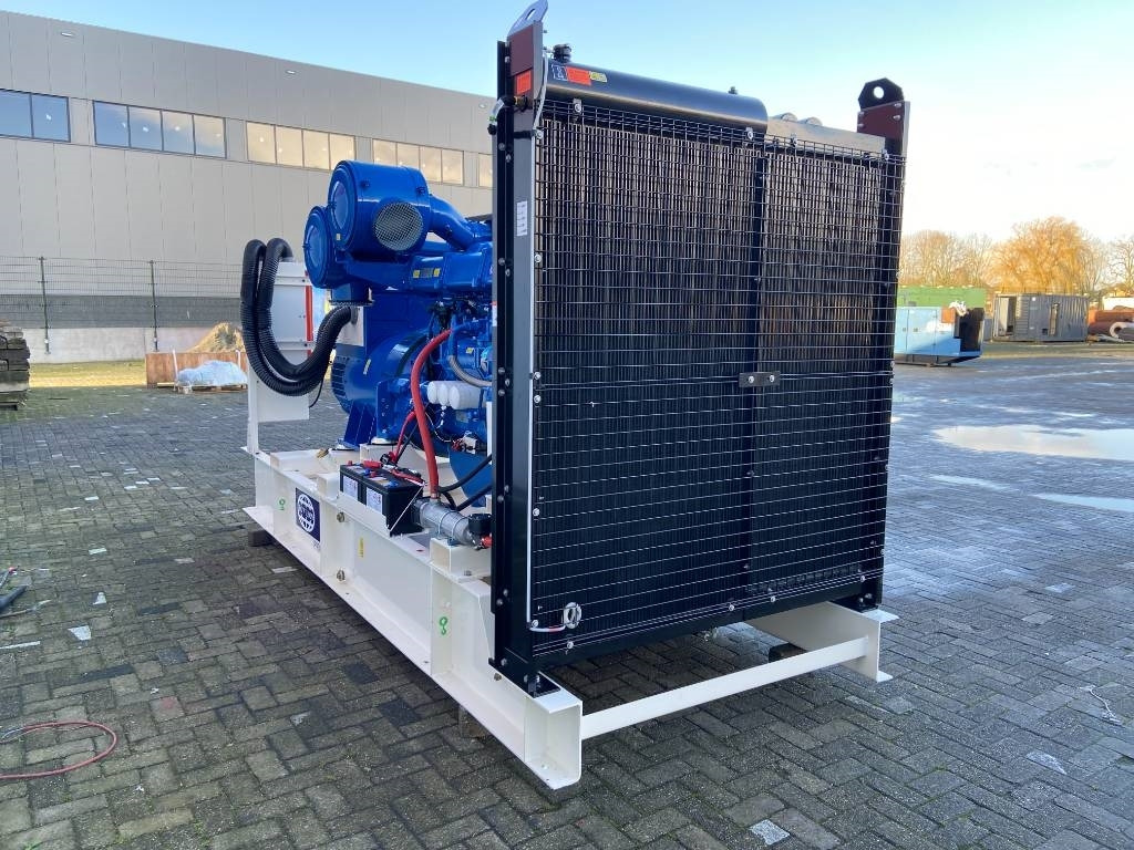 FG Wilson P900-1 - 900 kVA - Open Genset - DPX-16025-O - Generador industriale: foto 2 FG Wilson P900-1 - 900 kVA - Open Genset - DPX-16025-O - Generador industriale: foto 2