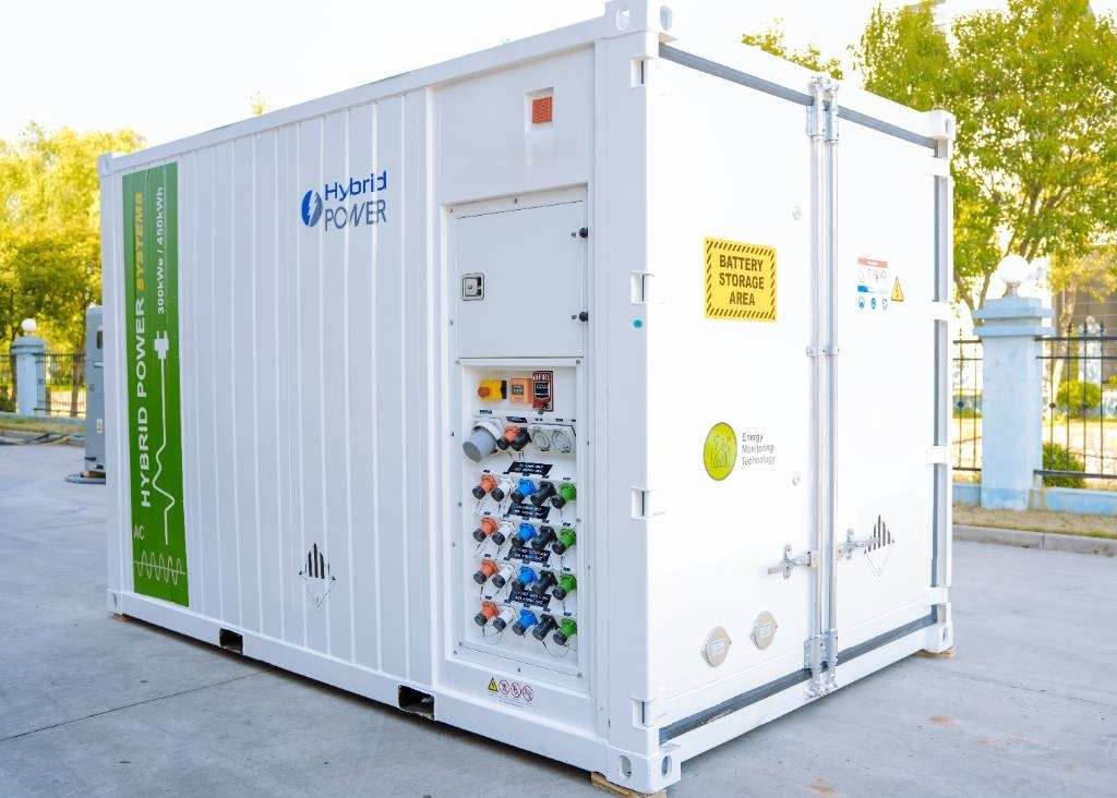 PHE125 Hybrid Energy System - 125 kVA - 237 kWh - Generador industriale: foto 3 PHE125 Hybrid Energy System - 125 kVA - 237 kWh - Generador industriale: foto 3