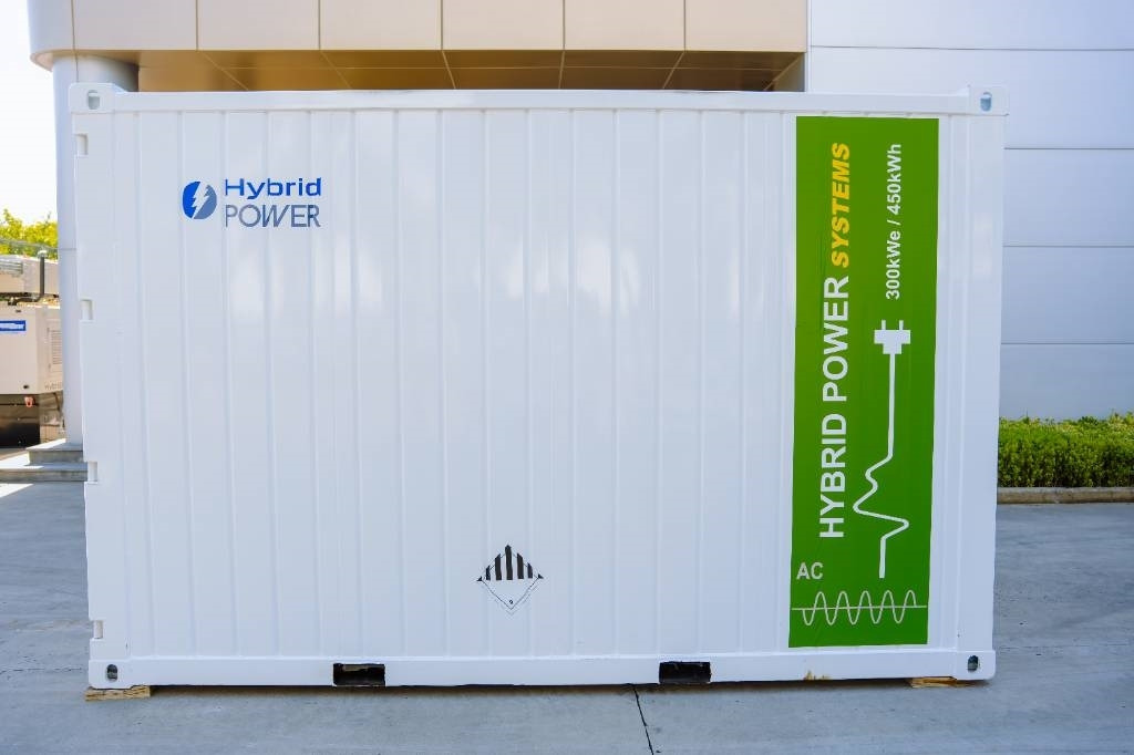 PHE125 Hybrid Energy System - 125 kVA - 237 kWh - Generador industriale: foto 2 PHE125 Hybrid Energy System - 125 kVA - 237 kWh - Generador industriale: foto 2
