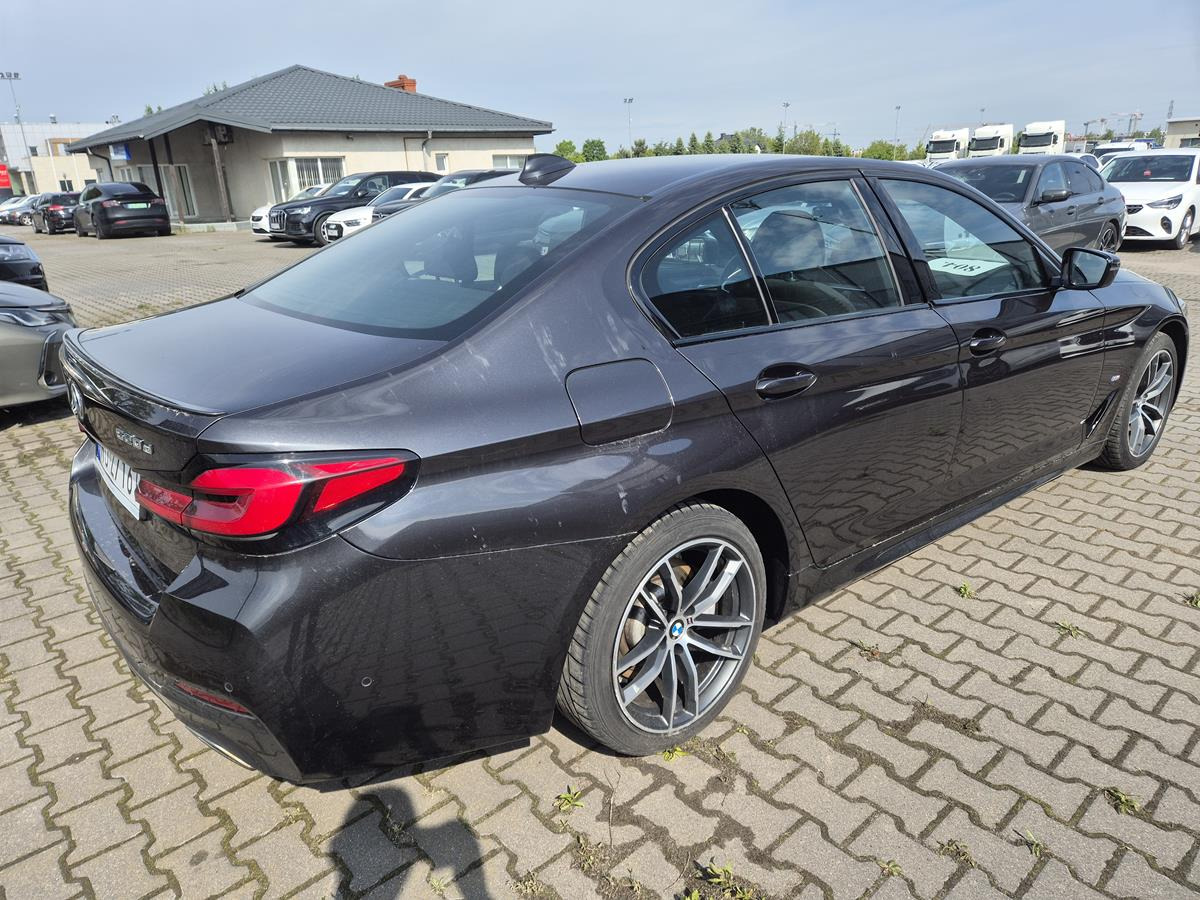 BMW 520D XDRIVE SEDAN - Sedan: foto 4 BMW 520D XDRIVE SEDAN - Sedan: foto 4