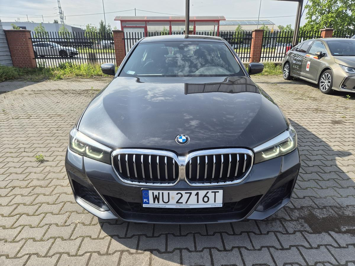 BMW 520D XDRIVE SEDAN - Sedan: foto 3 BMW 520D XDRIVE SEDAN - Sedan: foto 3