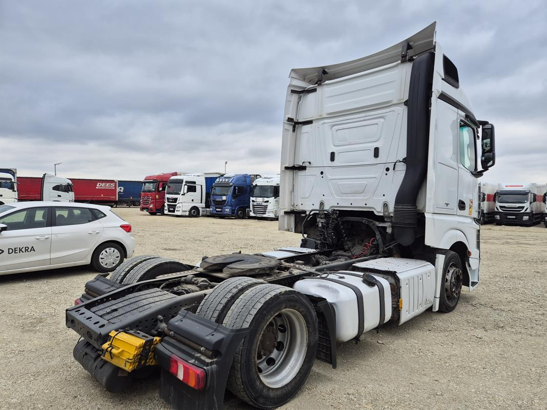 MERCEDES BENZ ACTROS 1845 CIĄGNIK SIODŁOWY - Cabeza tractora: foto 4 MERCEDES BENZ ACTROS 1845 CIĄGNIK SIODŁOWY - Cabeza tractora: foto 4