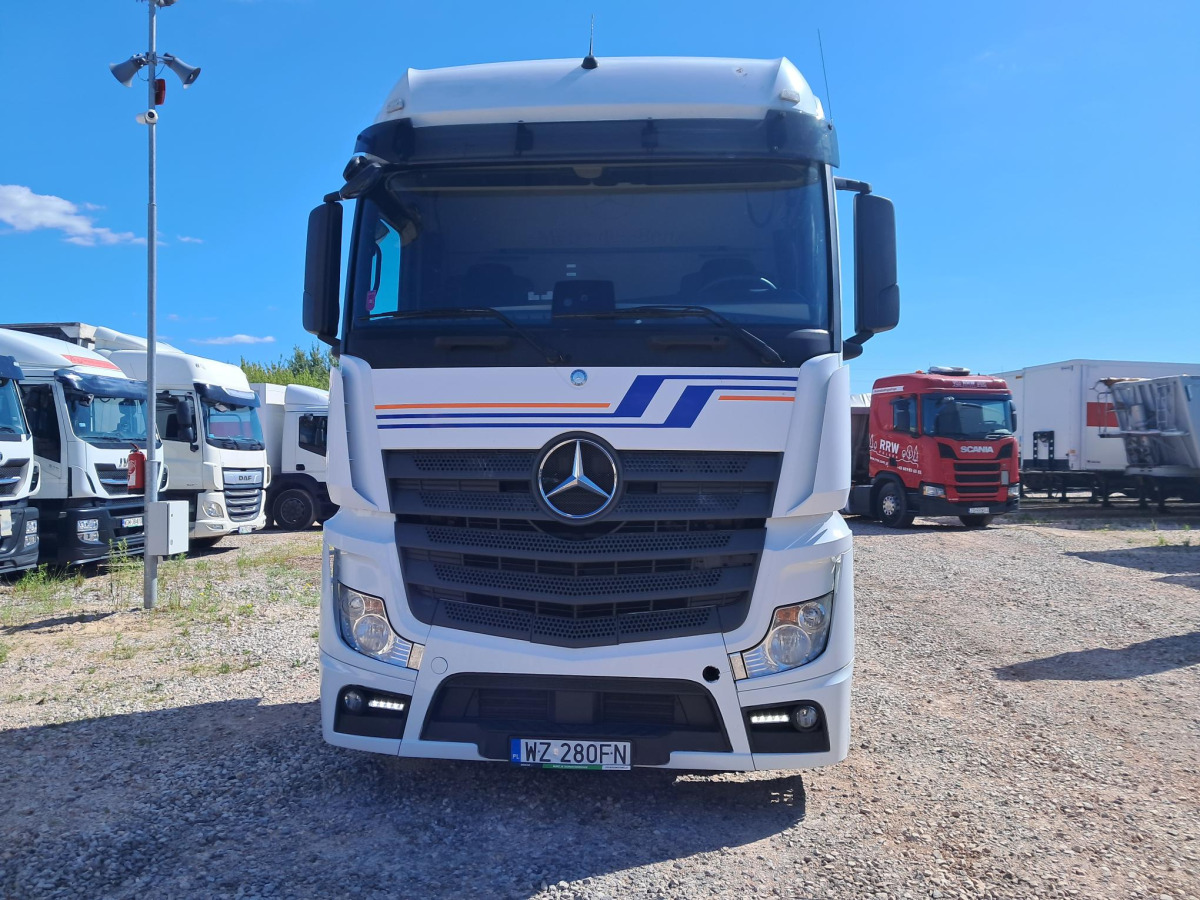 MERCEDES BENZ ACTROS CIĄGNIK SIODŁOWY - Cabeza tractora: foto 2 MERCEDES BENZ ACTROS CIĄGNIK SIODŁOWY - Cabeza tractora: foto 2
