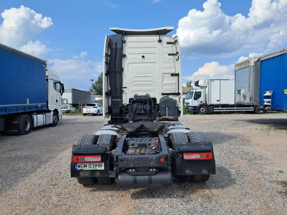 VOLVO FH CIĄGNIK SIODŁOWY - Cabeza tractora: foto 4 VOLVO FH CIĄGNIK SIODŁOWY - Cabeza tractora: foto 4