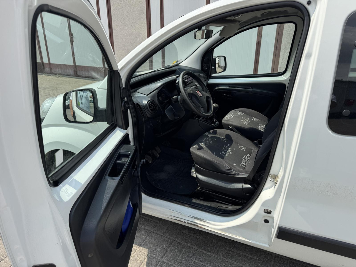 Coche FIAT FIORINO MINIVAN: foto 7