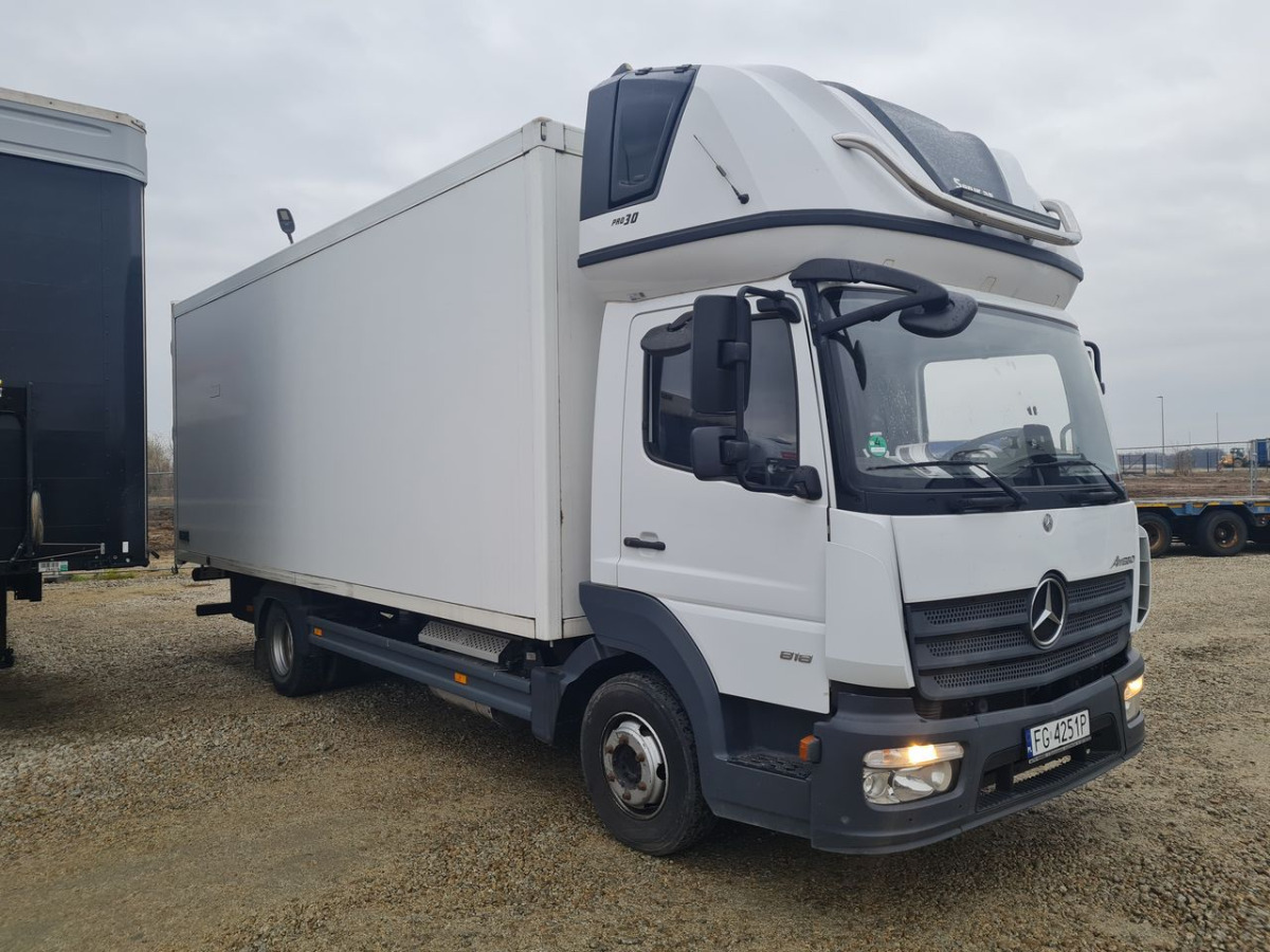 Furgoneta caja cerrada MERCEDES BENZ ATEGO KONTENER Z WINDĄ: foto 1