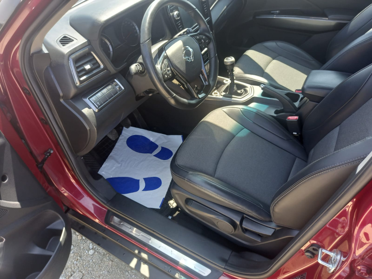 SUV/ Todoterreno SSANG YONG Tivoli SUV: foto 9
