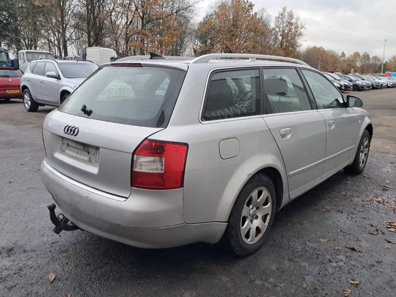 Audi A4 , 1.9 TDI , TRADE or EXPORT ONLY , French Regestration - Coche: foto 3 Audi A4 , 1.9 TDI , TRADE or EXPORT ONLY , French Regestration - Coche: foto 3