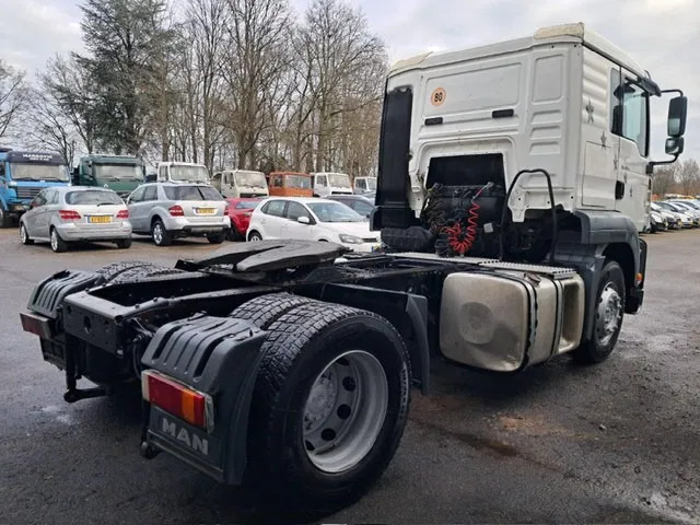 MAN TGA 410 / 18-413 , Euro 3 , Airco - Cabeza tractora: foto 3 MAN TGA 410 / 18-413 , Euro 3 , Airco - Cabeza tractora: foto 3