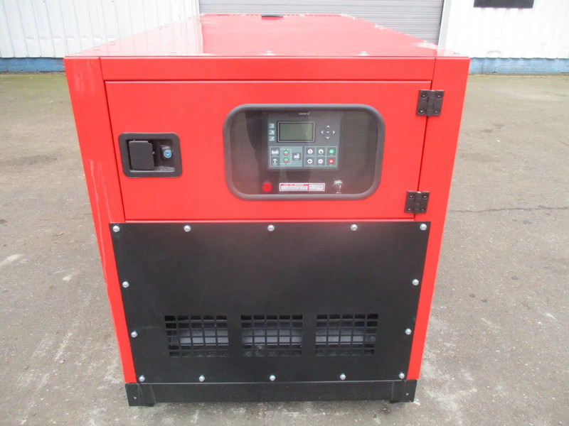 Generador industriale nuevo ELLITE ELT68/380EA , New Diesel generator , 48 KVA ,3 phase , 2 Pieces in stock: foto 6
