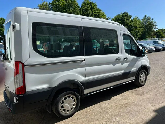 Coche Ford Transit Custom 2.0 Trend Automatic , 350M , 9 Pers. , L3H2: foto 6